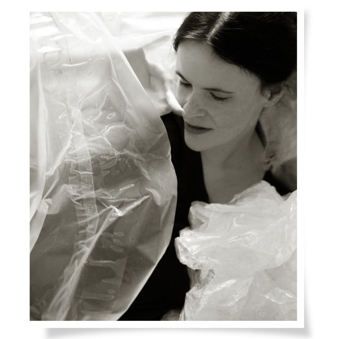 Experimentelles Portrait mit transparenter Folie, poetische Fotografie Chemnitz