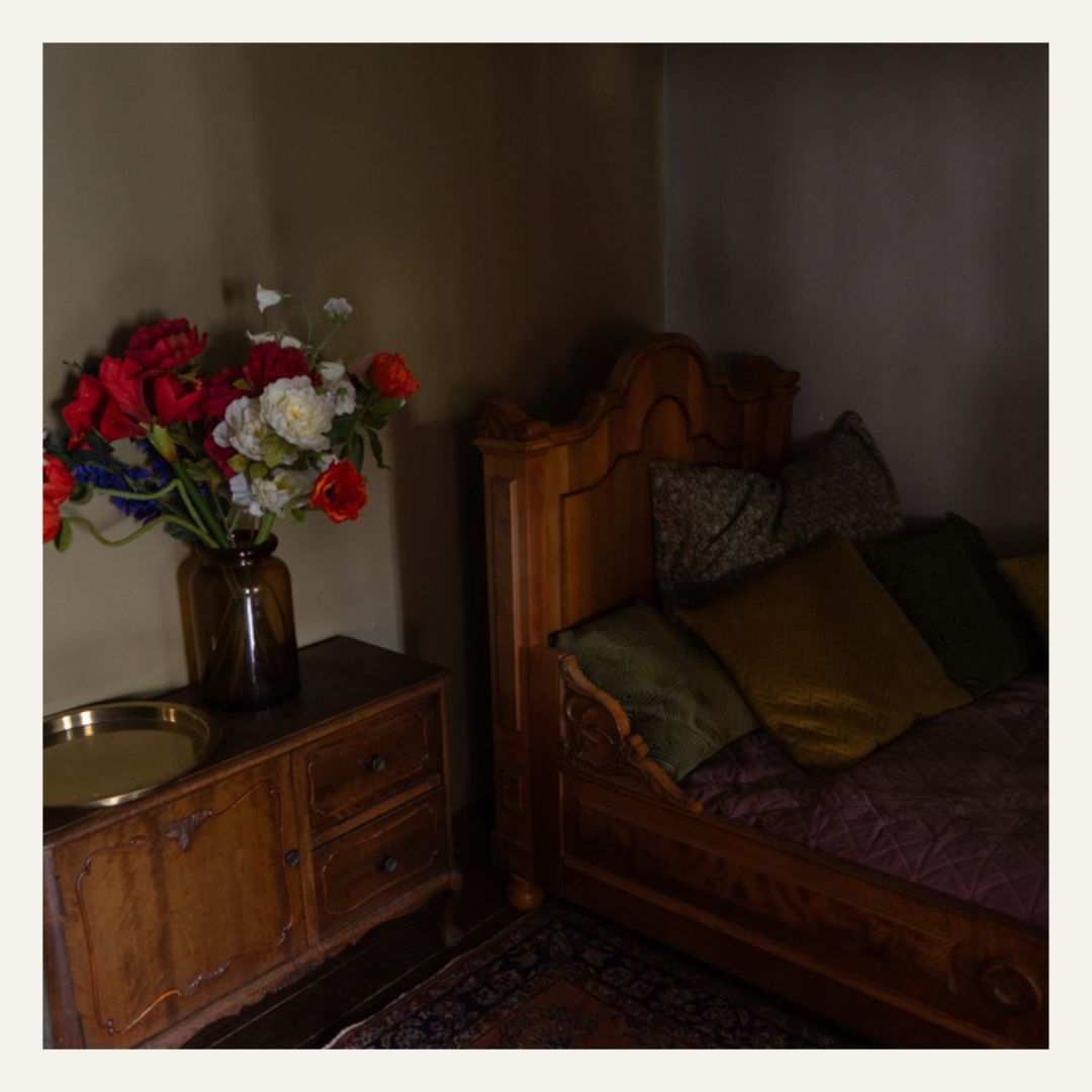 Gemütliches Bett im Foto-Atelier, Raum Chemnitz 