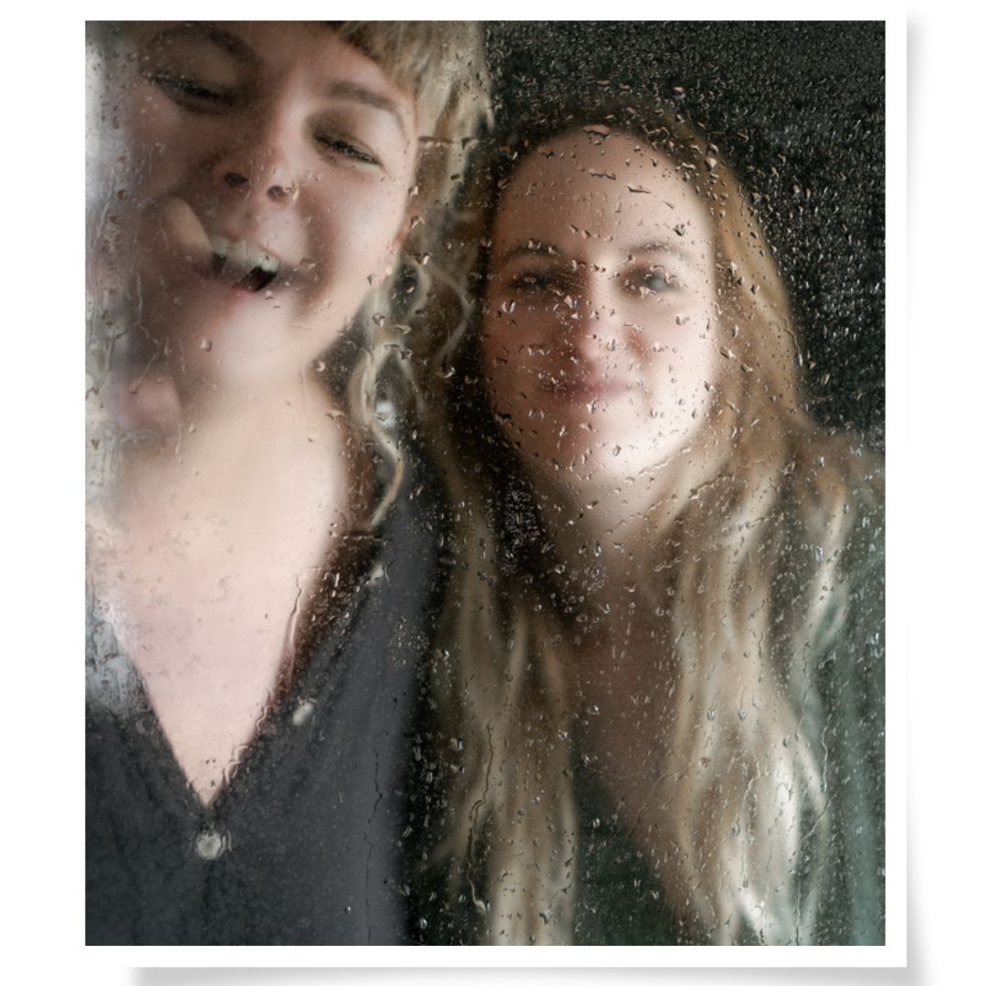 Natürliches Freundinnenshooting